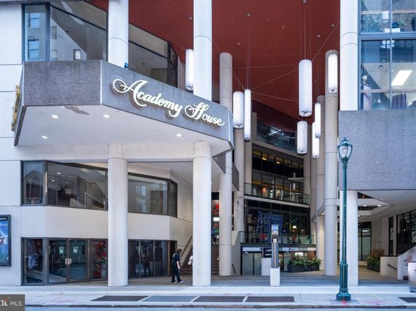 1420 Locust Street 24R, Philadelphia PA 19102