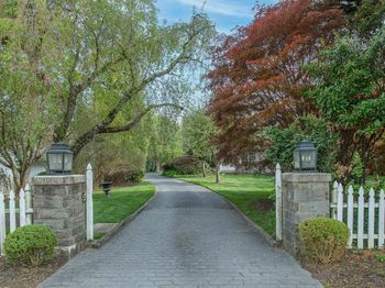 700 Hazelhurst Avenue