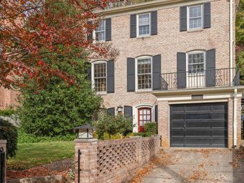 5321 Macarthur Boulevard NW