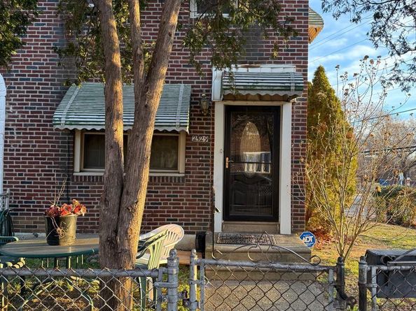 2529 S Alden Street, Philadelphia PA 19143