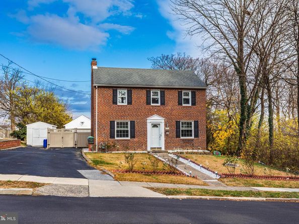 349 Kirks Lane, Drexel Hill PA 19026