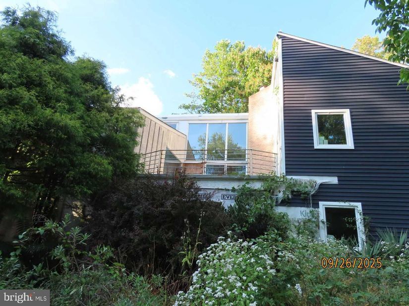 1710 Twining Road, Willow Grove PA 19090