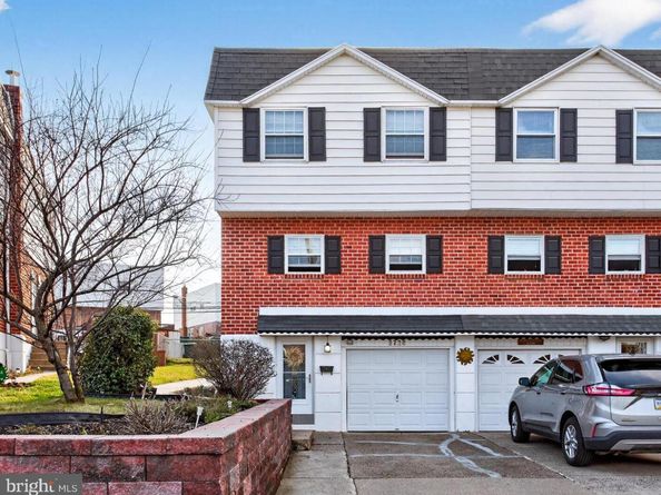 2720 Clayton Street, Philadelphia PA 19152