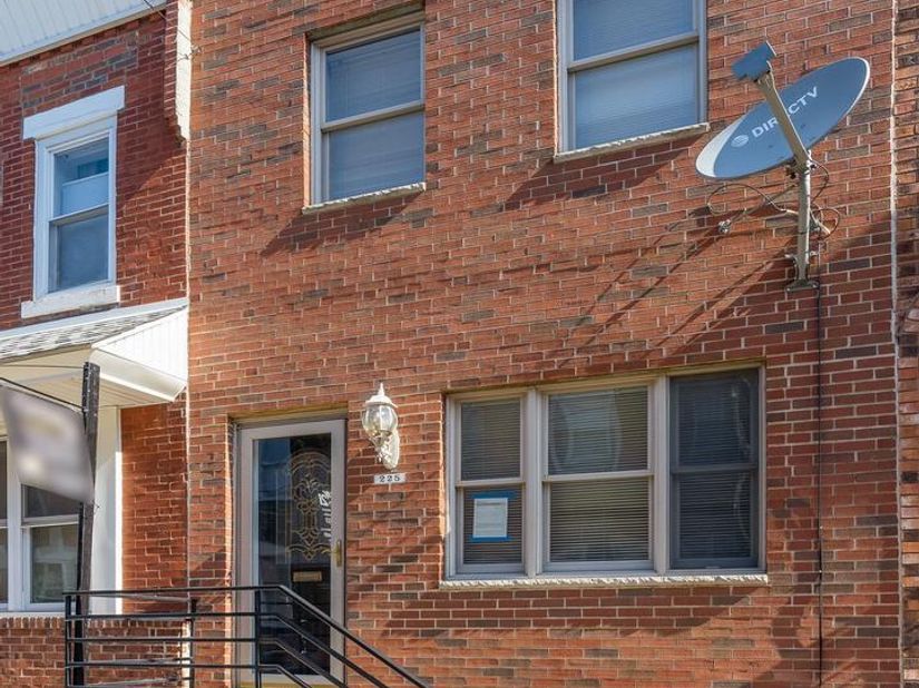 225 Tree Street, Philadelphia PA 19148