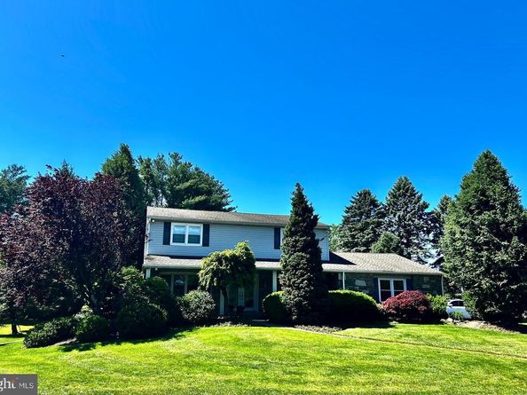 992 Sheffield Lane, Huntingdon Valley PA 19006