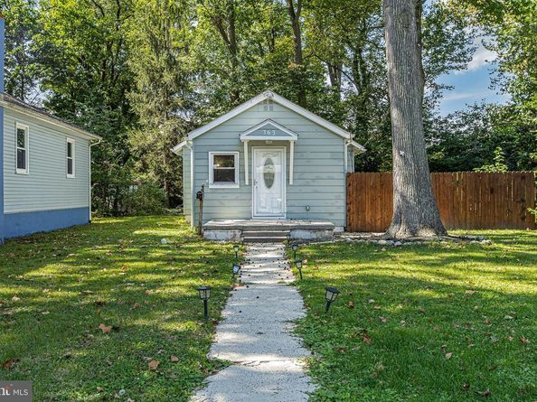 363 Hutchinson Terrace, Holmes PA 19043