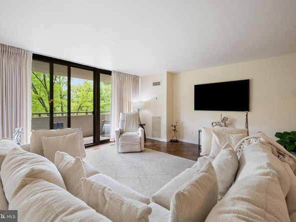 4620 N Park Avenue 305W, Chevy Chase MD 20815