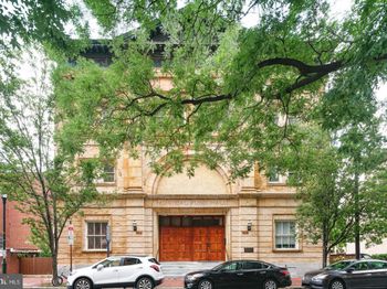 802 Locust Street
