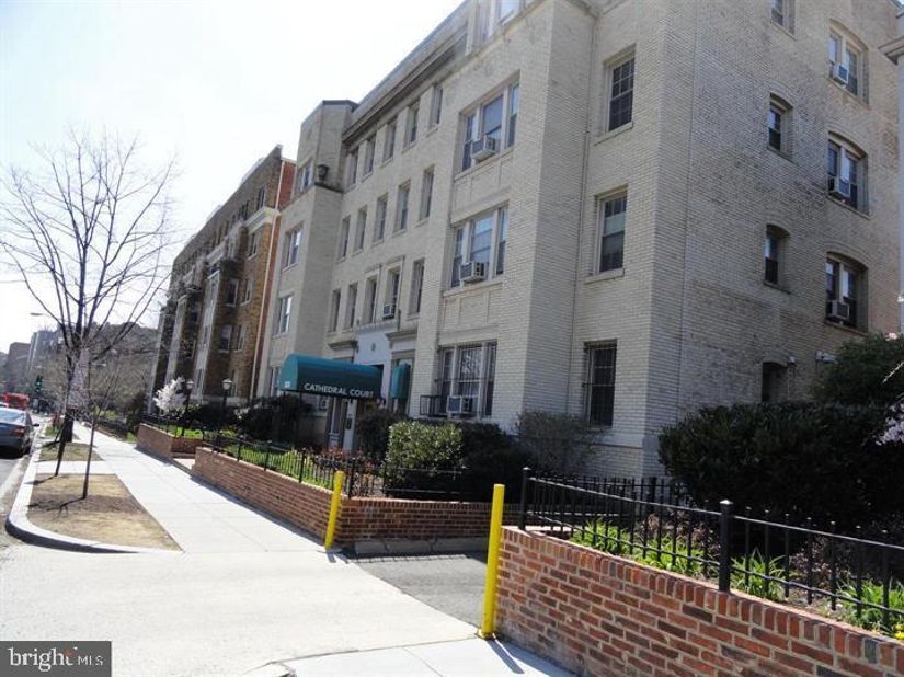 3010 Wisconsin Avenue NW B1, Washington DC 20016