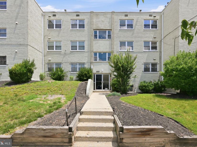 4810 Quarles Street NE 205, Washington DC 20019