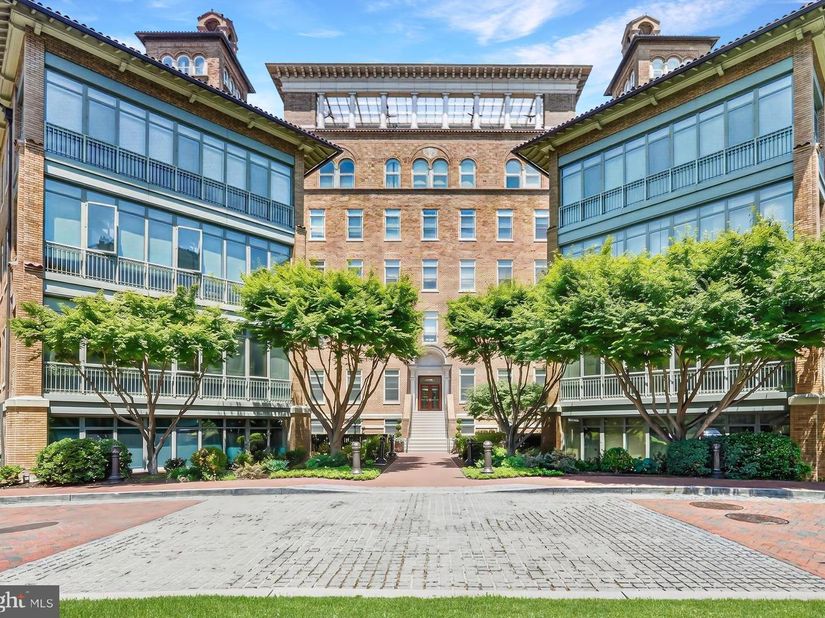 2425 L Street NW 939, Washington DC 20037