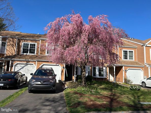 433 Trumbull Court, Newtown PA 18940