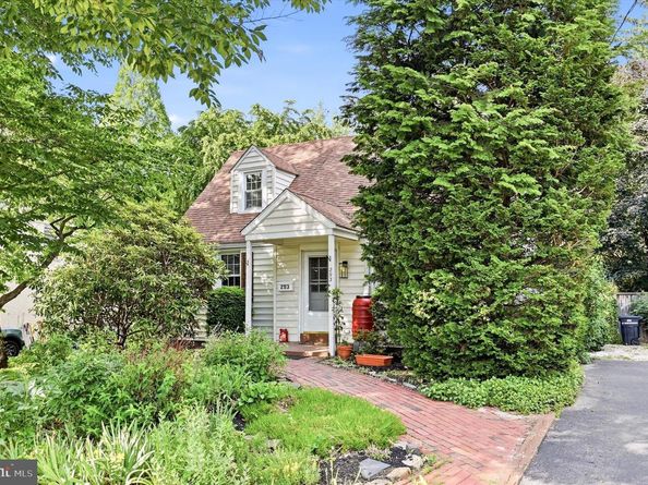 293 N Norwinden Drive, Springfield PA 19064