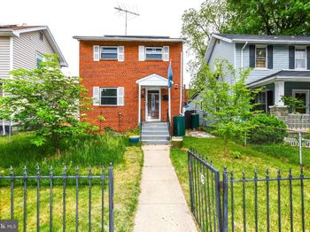 19 Anacostia Road NE