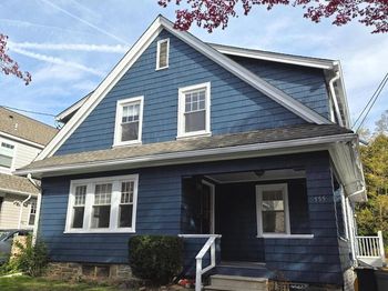 555 Barrett Avenue