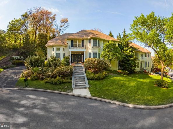 416 Spring Garden Lane, Conshohocken PA 19428