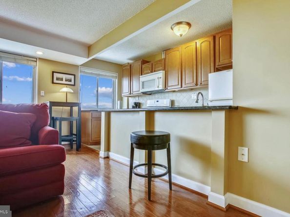 2500 N Van Dorn Street, Alexandria VA 22302