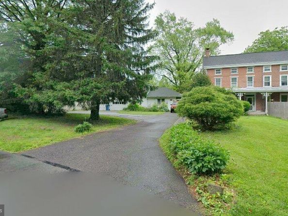 900 Homestead Lane, Ambler PA 19002