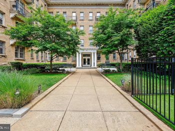 1401 Columbia Road NW