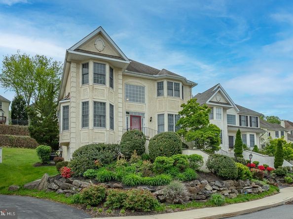 1109 Riverview Lane, Conshohocken PA 19428