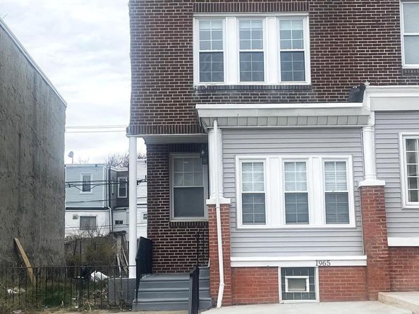 1965 W Sparks Street, Philadelphia PA 19141