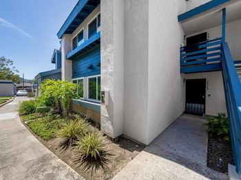 1476 Gustavo St.