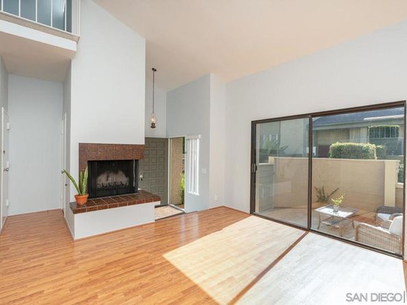 3286 Caminito Eastbluff 114, La Jolla CA 92037