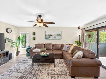 9757 Caminito Cuadro