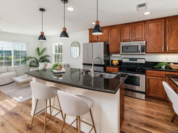 3710 Mykonos Ln 172, San Diego CA 92130