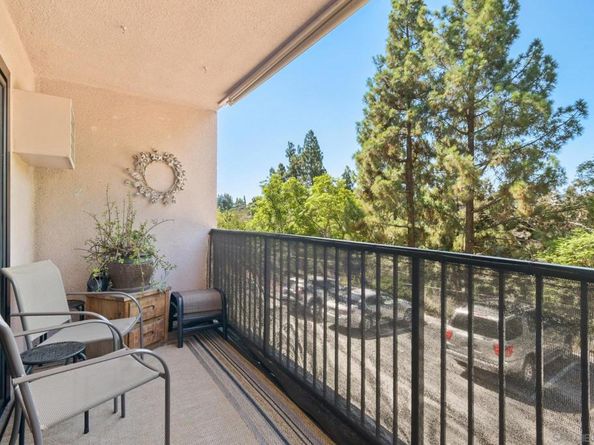 7835 Cowles Mountain Ct B6, San Diego CA 92119