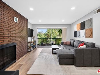 1307 Raintree Circle