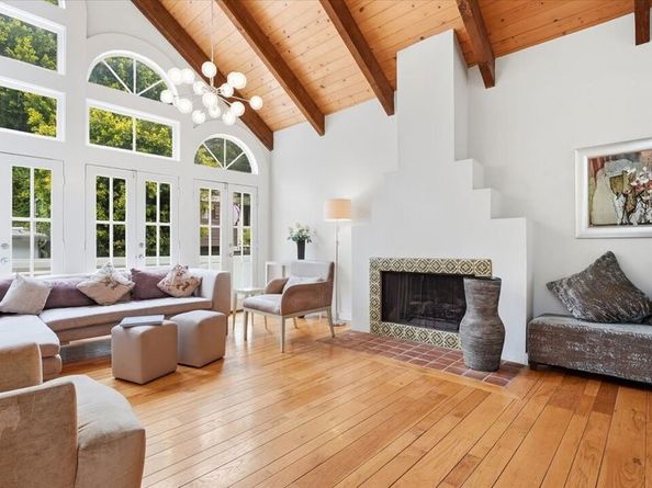 9856 Portola Drive, Beverly Hills CA 90210