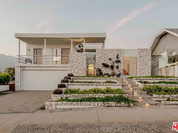 18145 Kingsport Drive, Malibu CA 90265