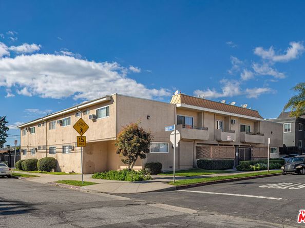 1755 Granville Avenue, Los Angeles CA 90025