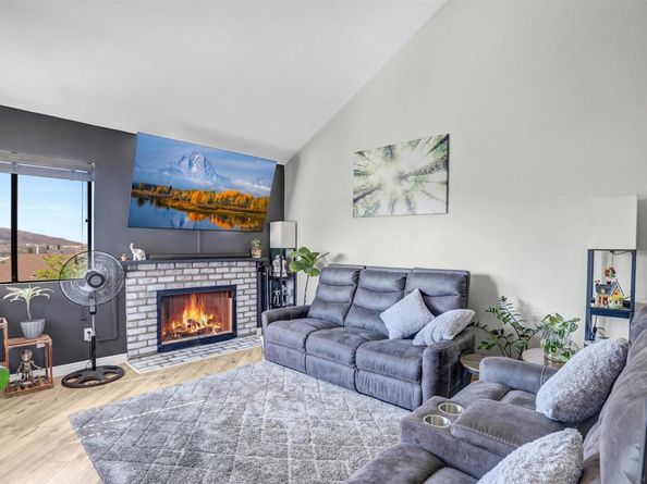 3049 Golden Oak Way, Spring Valley CA 91978