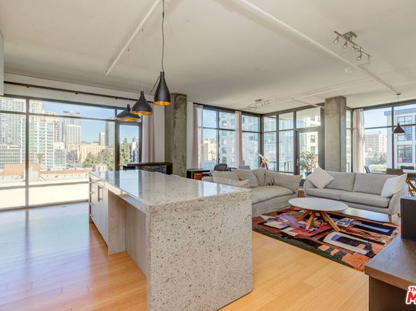 1111 S Grand Avenue 711, Los Angeles CA 90015