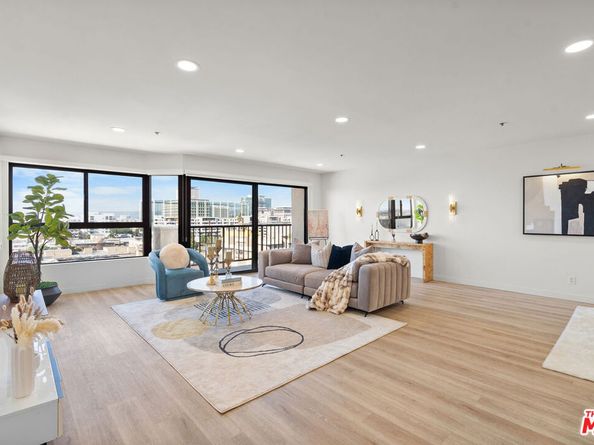 727 S Ardmore Avenue 802, Los Angeles CA 90005