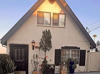 3414 Amethyst Street