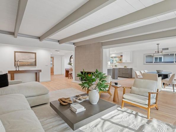 6043 Mary Ellen Avenue, Valley Glen CA 91401