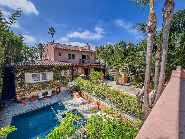 3524 Grand View Boulevard, Los Angeles CA 90066