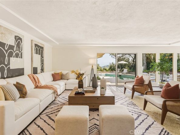 3586 Alana Drive, Sherman Oaks CA 91403