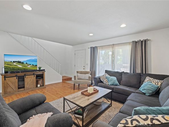 329 Surry Court, Brea CA 92821