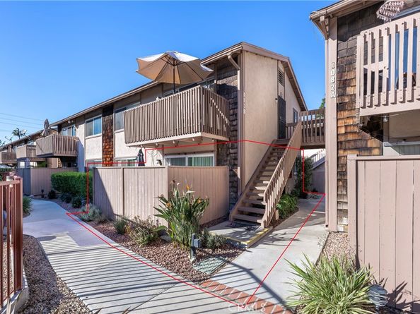 1082 Cabrillo Park A, Santa Ana CA 92701