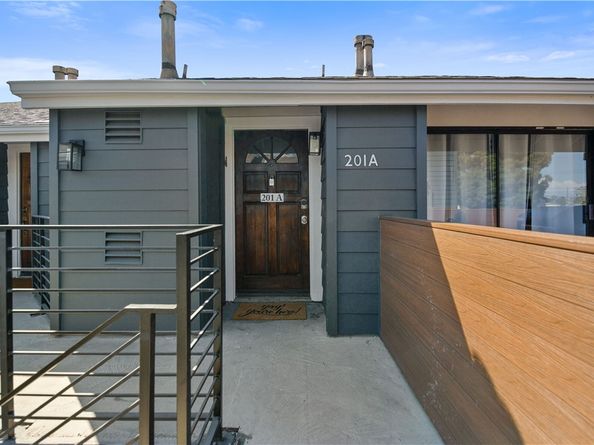 345 Avocado 201A, Costa Mesa CA 92627