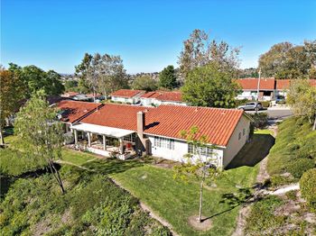 27952 Calle Casal