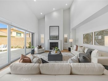 237 Pinnacle