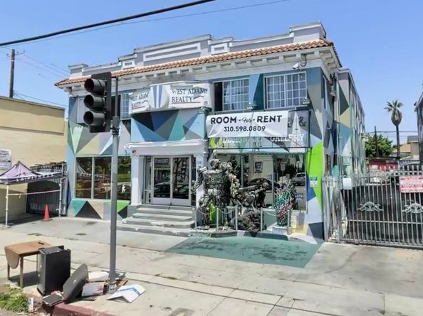 1875 W Adams, Los Angeles CA 90018