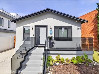 2615 Clyde