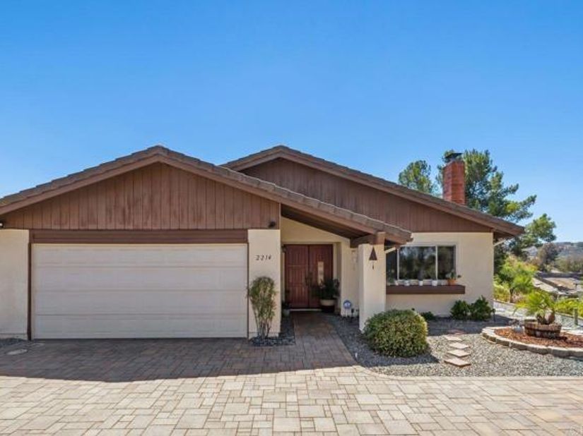 2214 Nielsen St, El Cajon CA 92020