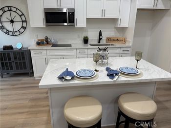 23551 Avenida La Caza